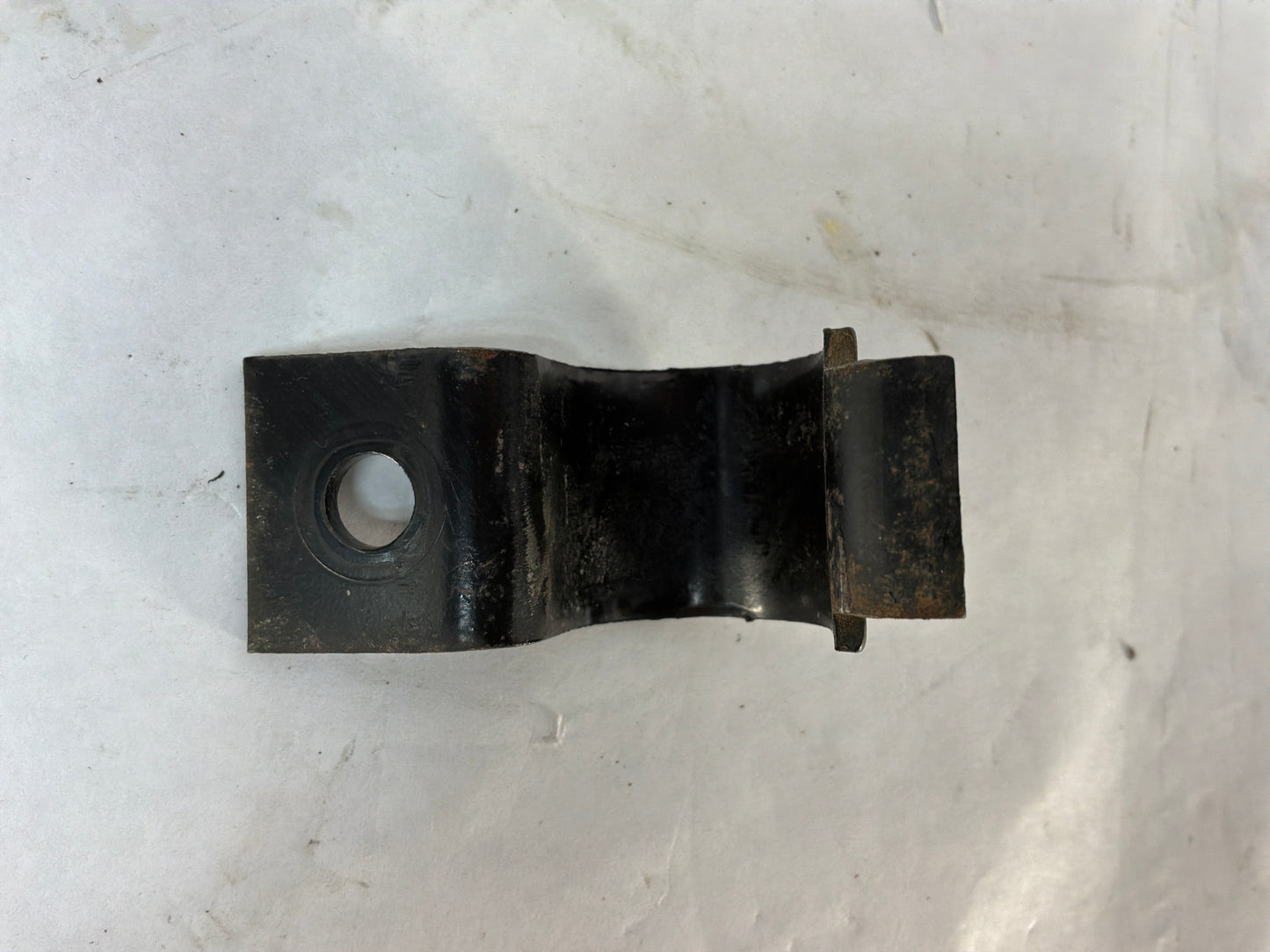2008 Pontiac G8 GT Rear Suspension Stabilizer Sway Bar Brackets Clamps OEM