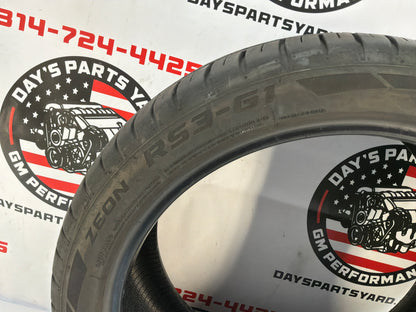255/40/R19 Cooper Zeon Tire