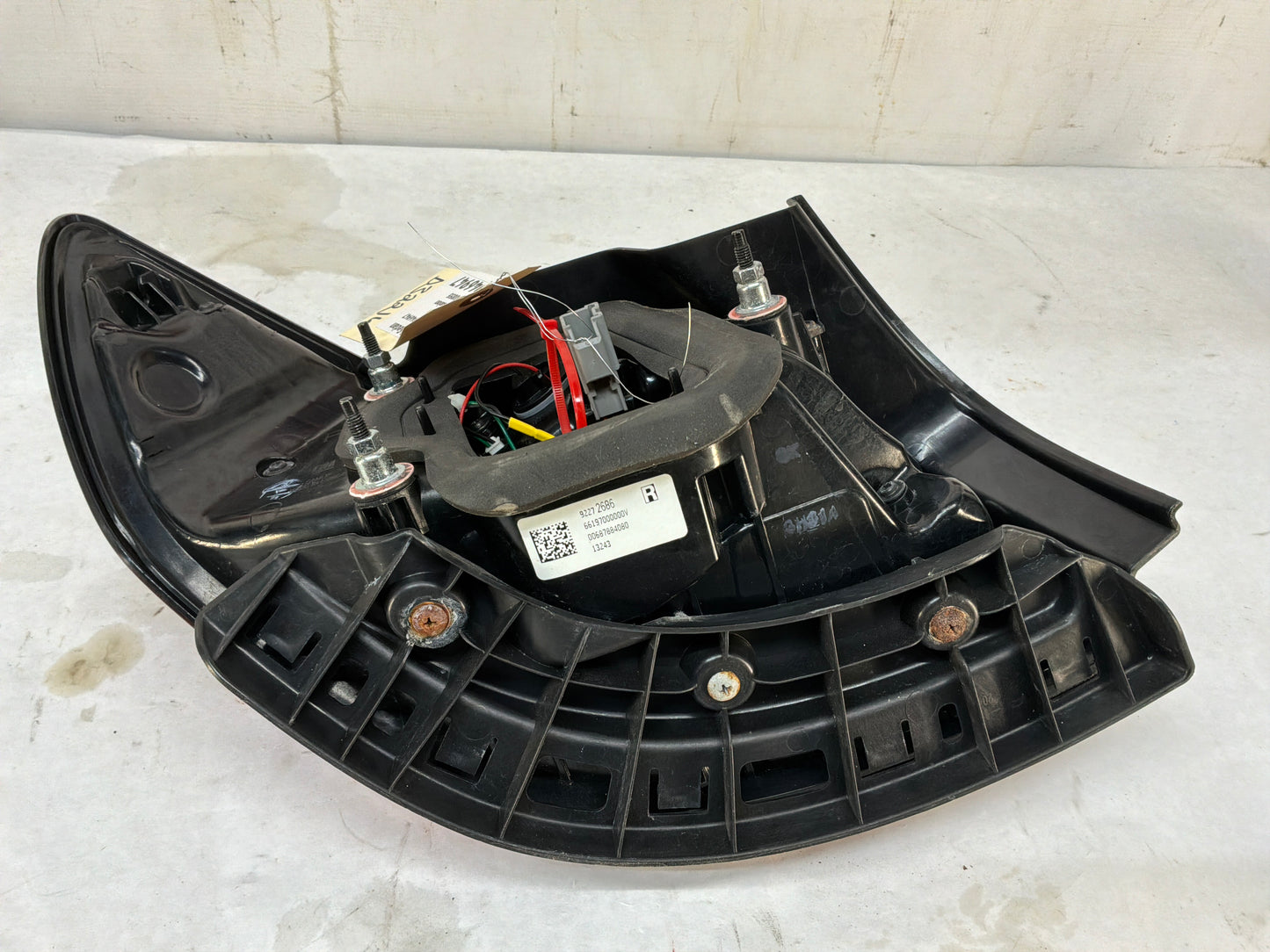 Head light - Day's Parts Yard