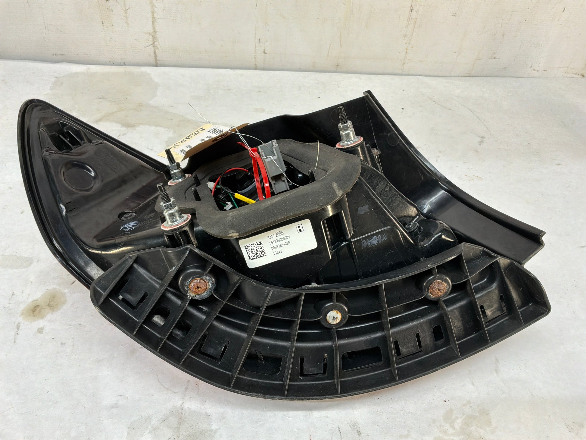Head light - Day's Parts Yard