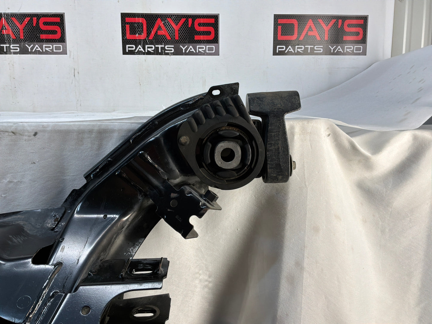 2008 Pontiac G8 GT Rear Suspension Support Cradle K Member Sub Frame OEM
