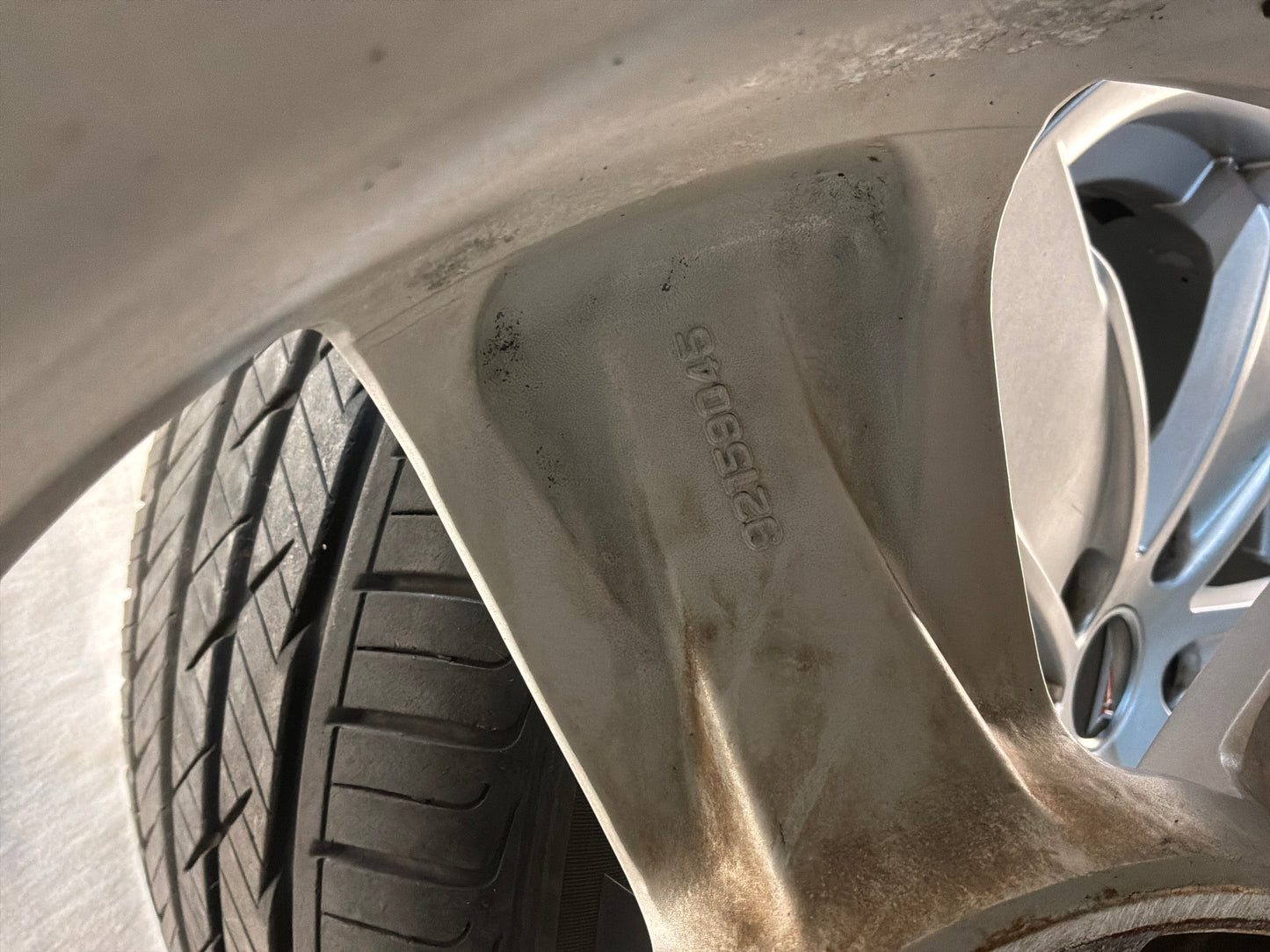2004 Pontiac GTO Factory OEM 17X8 Wheels and Tires