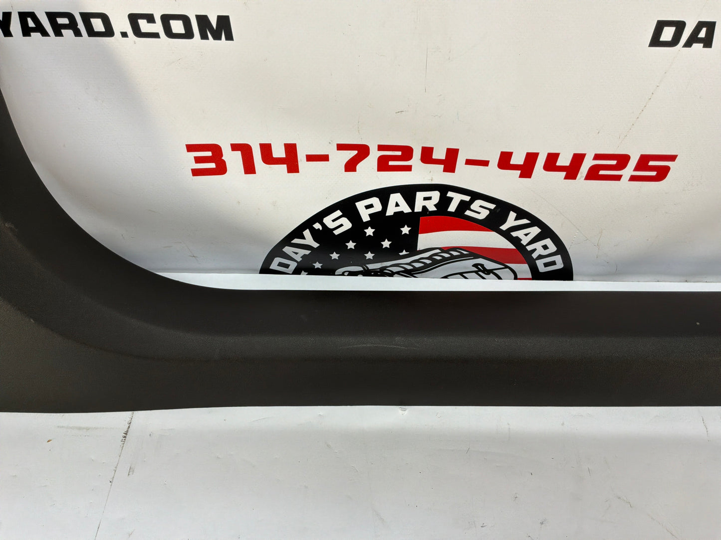 2007 Chevy C6 Corvette Convertible RH Passenger Interior Carpet Retainer Sill Scuff Trim Cover Kick Panel OEM