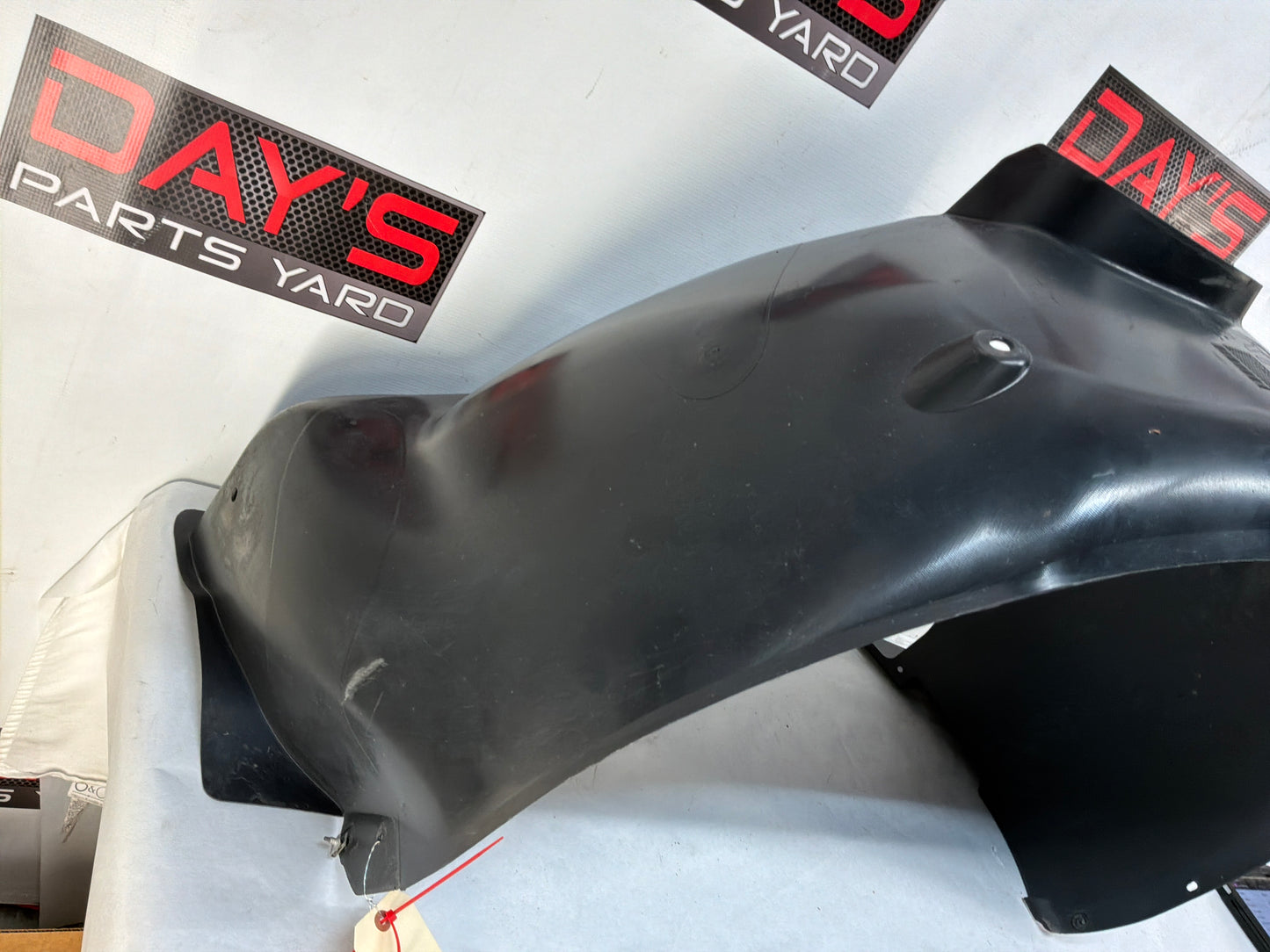 2015 Chevrolet Camaro SS 1LE RH Passenger Front Fender Wheel House Well Liner OEM
