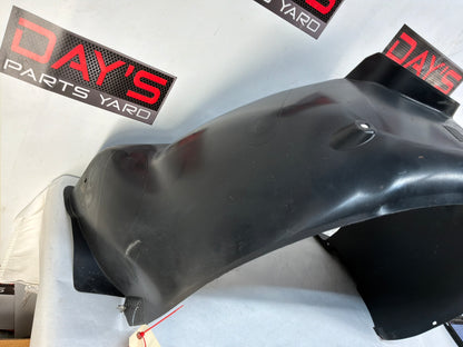 2015 Chevrolet Camaro SS 1LE RH Passenger Front Fender Wheel House Well Liner OEM