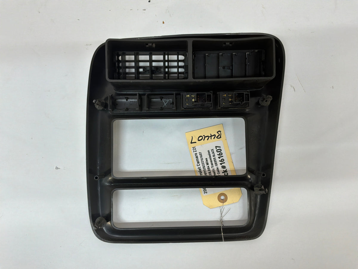 2002 Chevy Camaro Z28 Center Dashboard Radio Stereo Bezel Trim OEM