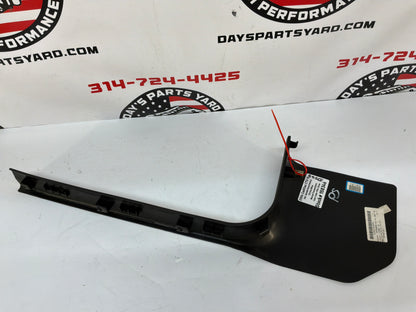2006 Cadillac CTS-V RH Passenger Front Door Sill Kick Trim Plate Ebony OEM