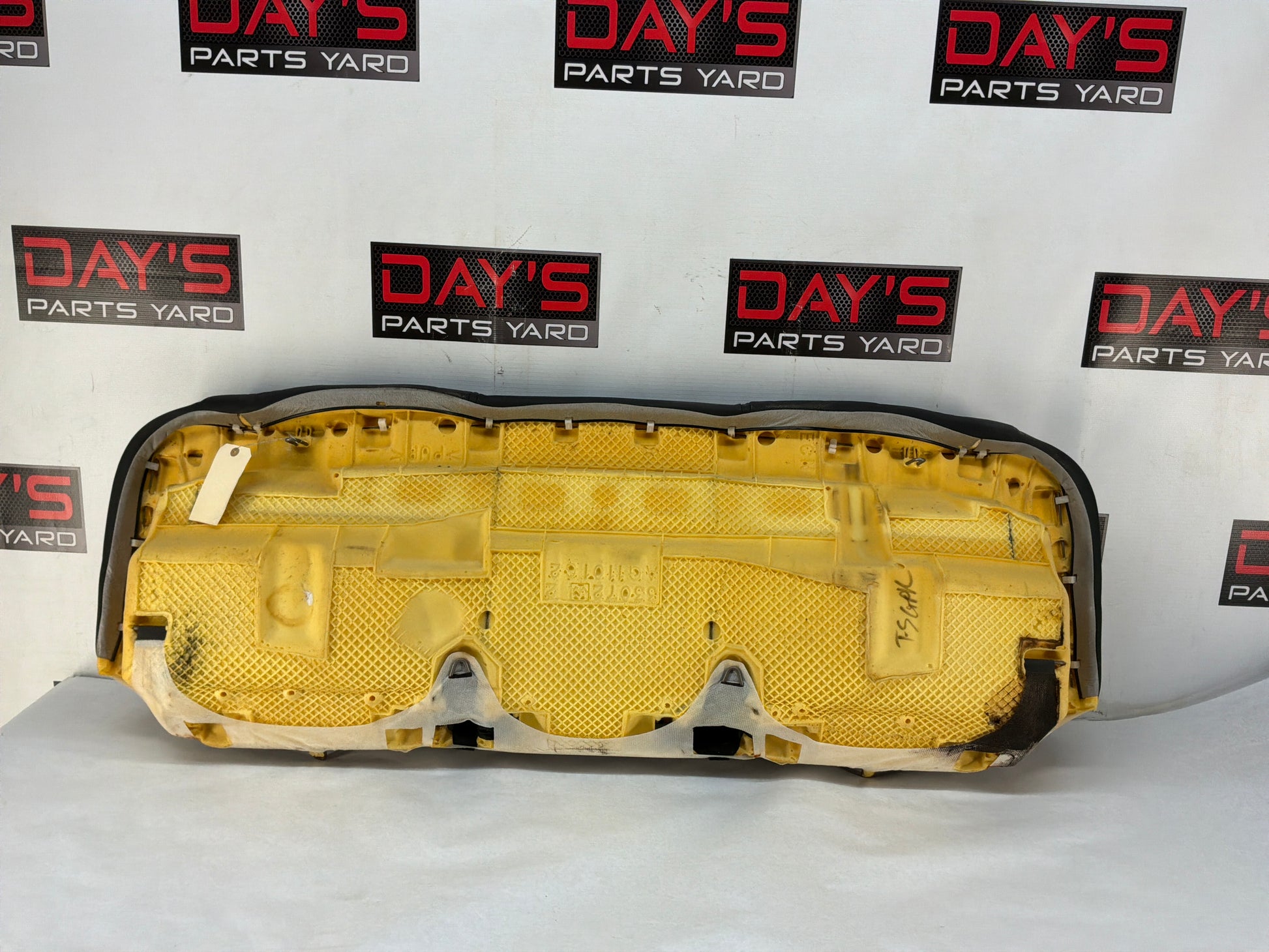 Seats - Day's Parts Yard