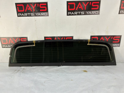 2012 Chevy Avalanche Rear Back Midgate Cargo Window Glass Panel OEM