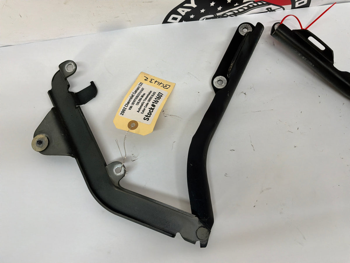 2002 Chevy Camaro Z28 RH & LH Hood Hinge Bracket OEM