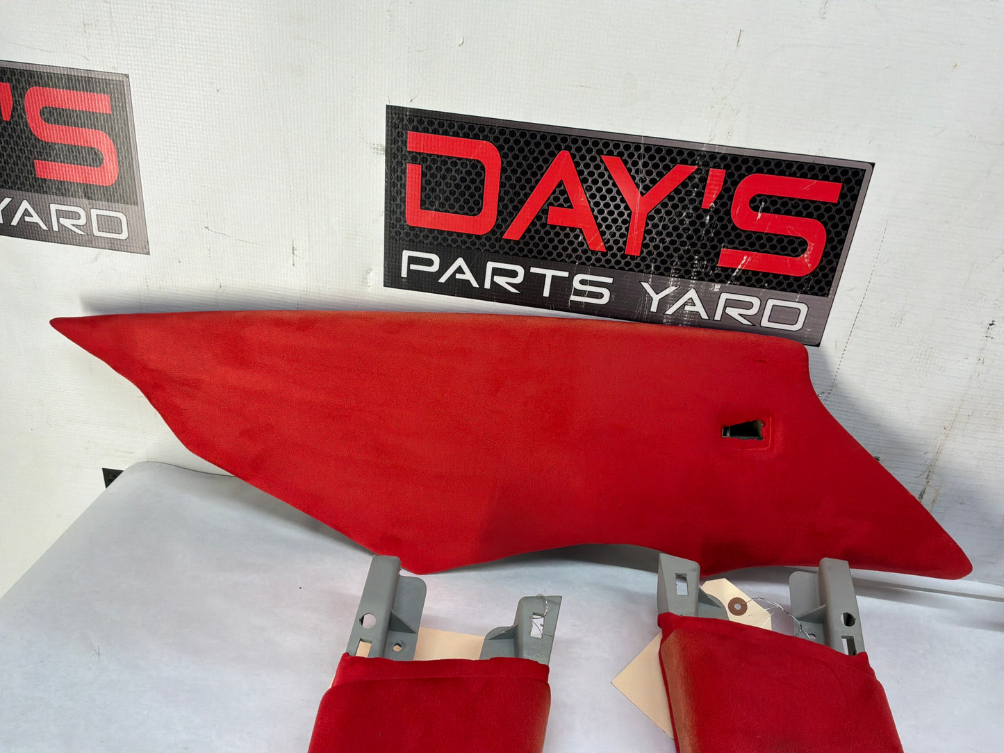 Head liner sunroof and interior trim - Day's Parts Yard