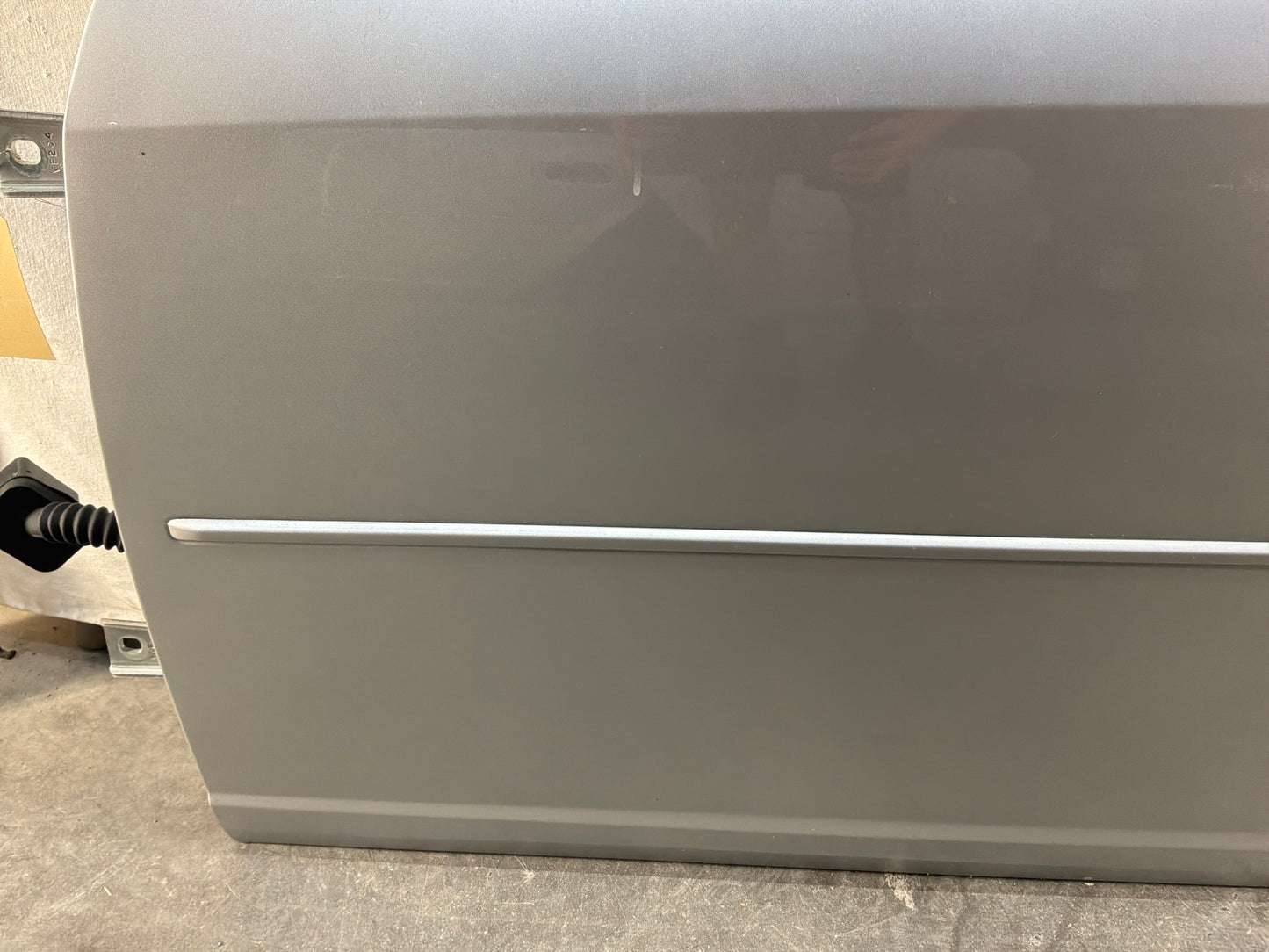 2006 Cadillac CTS-V LH Driver Exterior Front Door OEM Silver