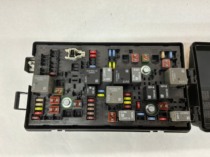 2015 Chevy Camaro SS 1LE Engine Bay Accessory Wiring Junction Fuse Relay Box Block OEM