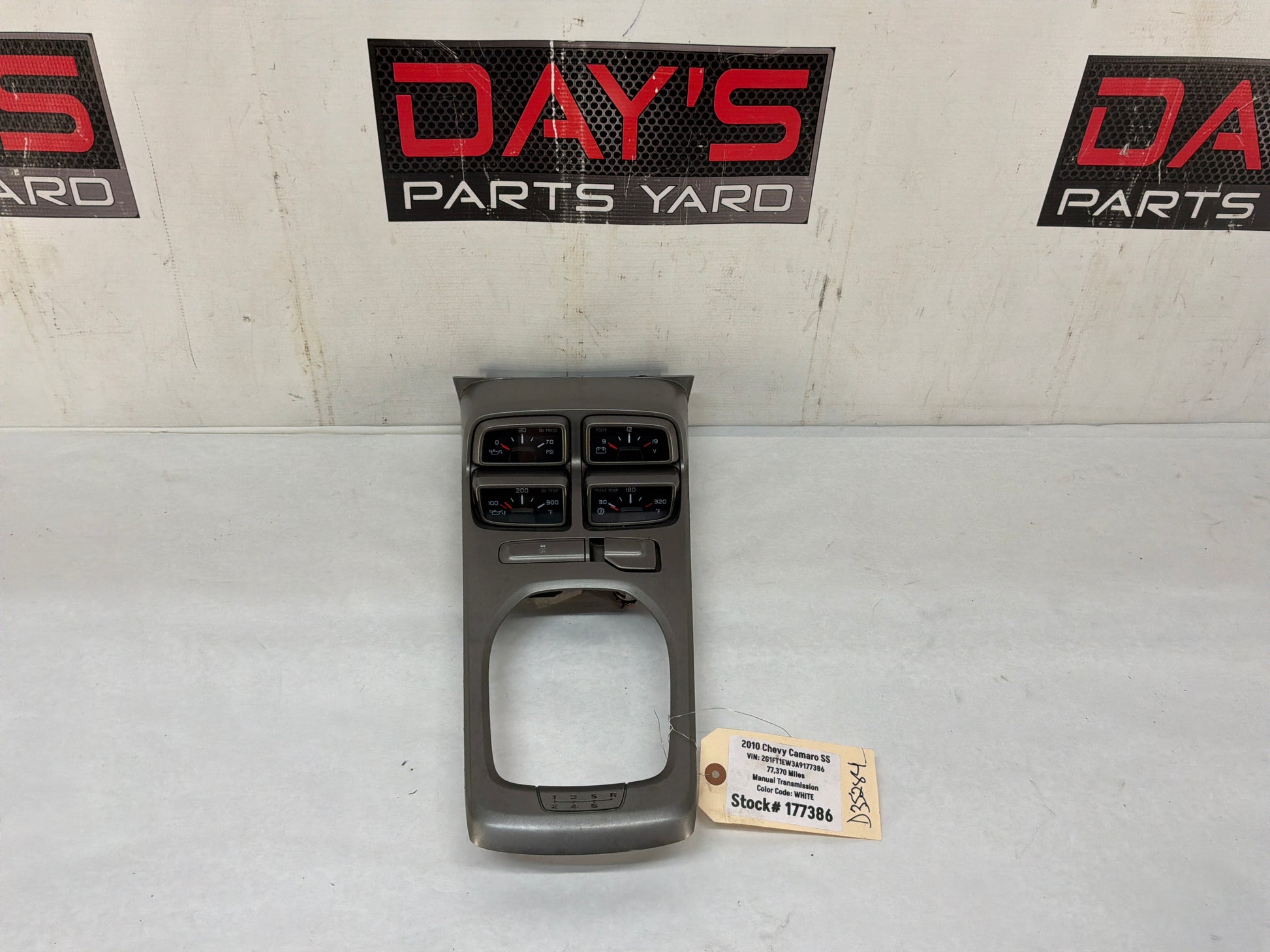 Gauge pod - Day's Parts Yard