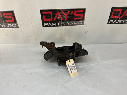 2009 Pontiac G8 GT LH Driver Front Suspension Spindle Knuckle Hub Assembly OEM
