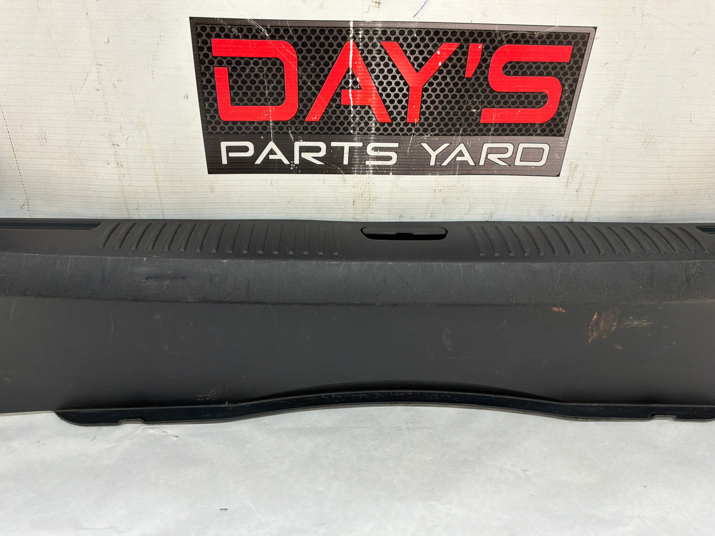 Trunk panel trim - Day's Parts Yard