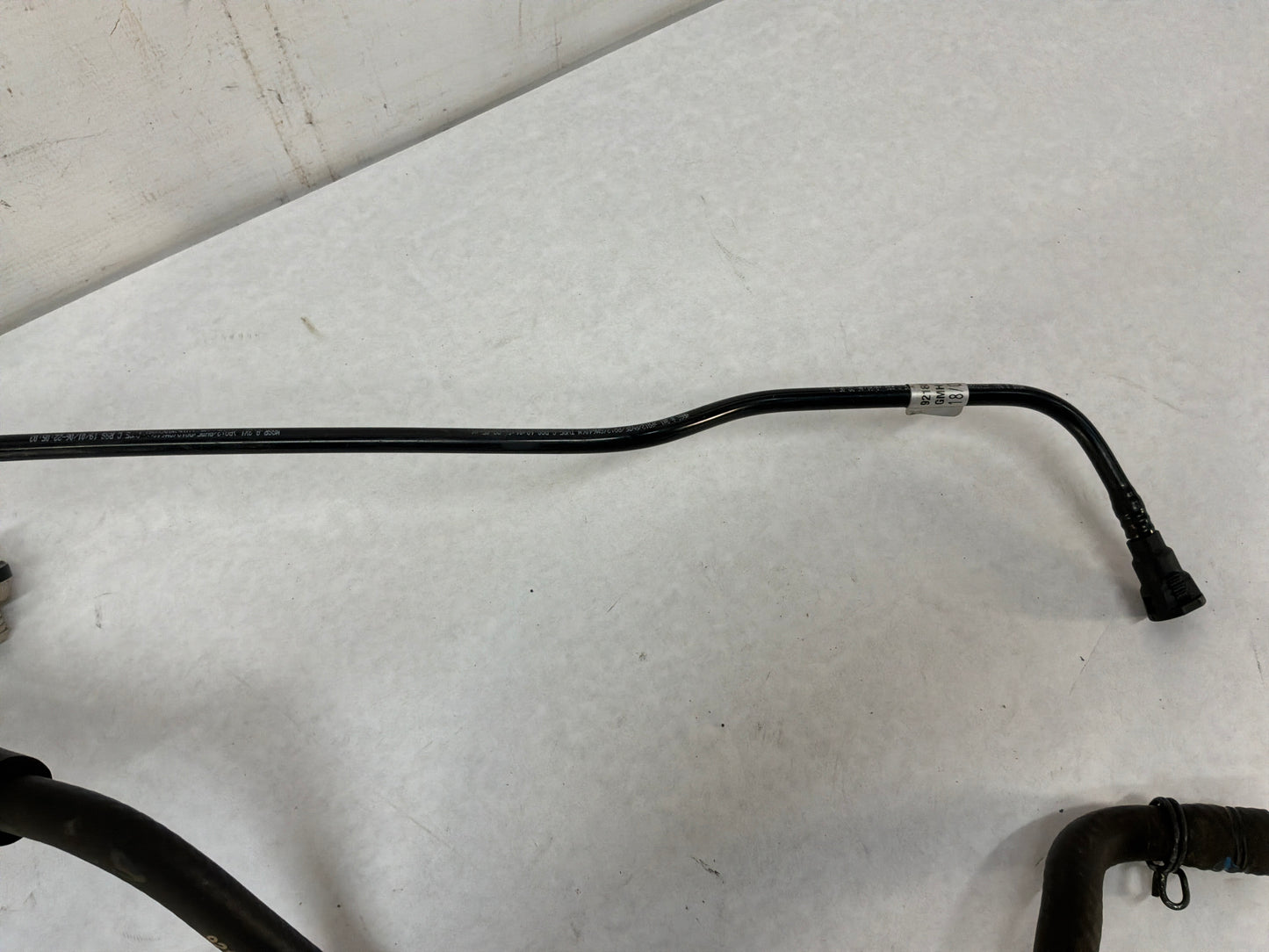 2006 Pontiac GTO Intake Manifold EVAP PCV Purge Valve Brake Booster Vacuum Hose Line OEM