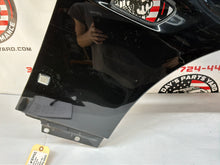 Rh fender - Day's Parts Yard