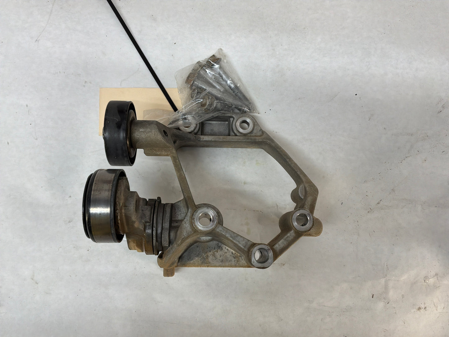 Ac bracket - Day's Parts Yard