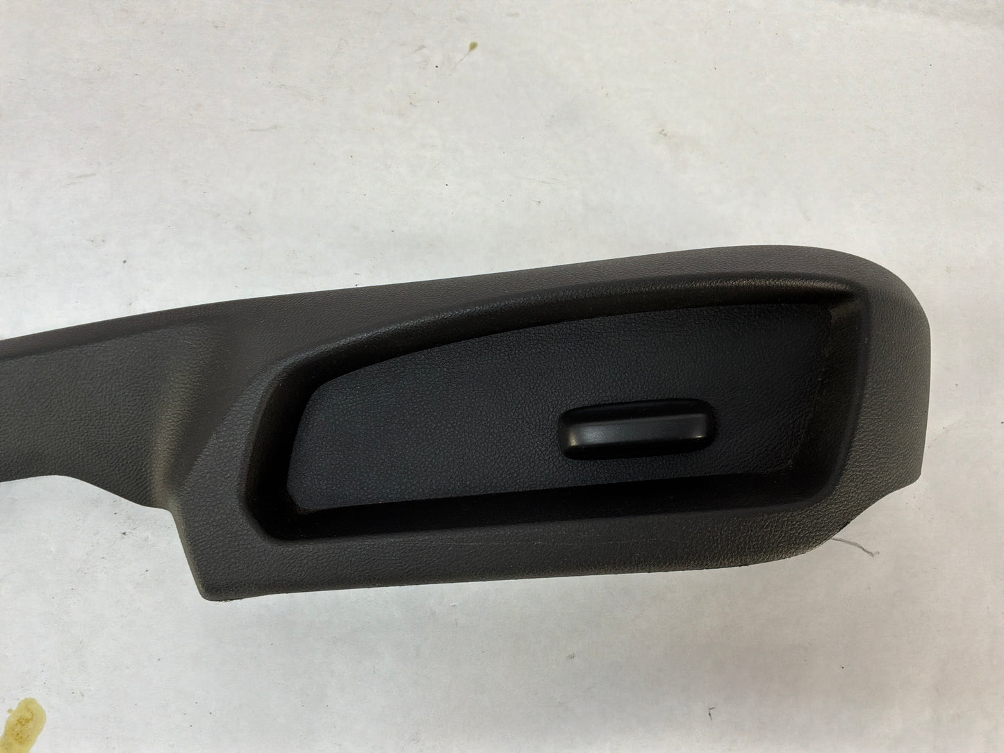 2008 Pontiac G8 Base LH Driver Seat Adjustment Control Switch Outer Finish Cover Panel OEM