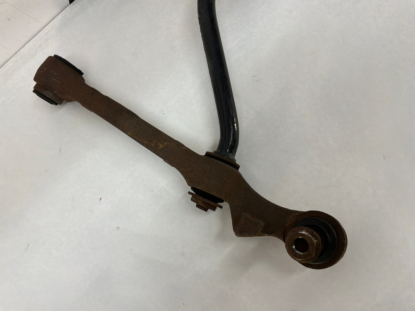 2005 Pontiac GTO RH Passenger Front Suspension Lower Control Arm Radius Rod OEM