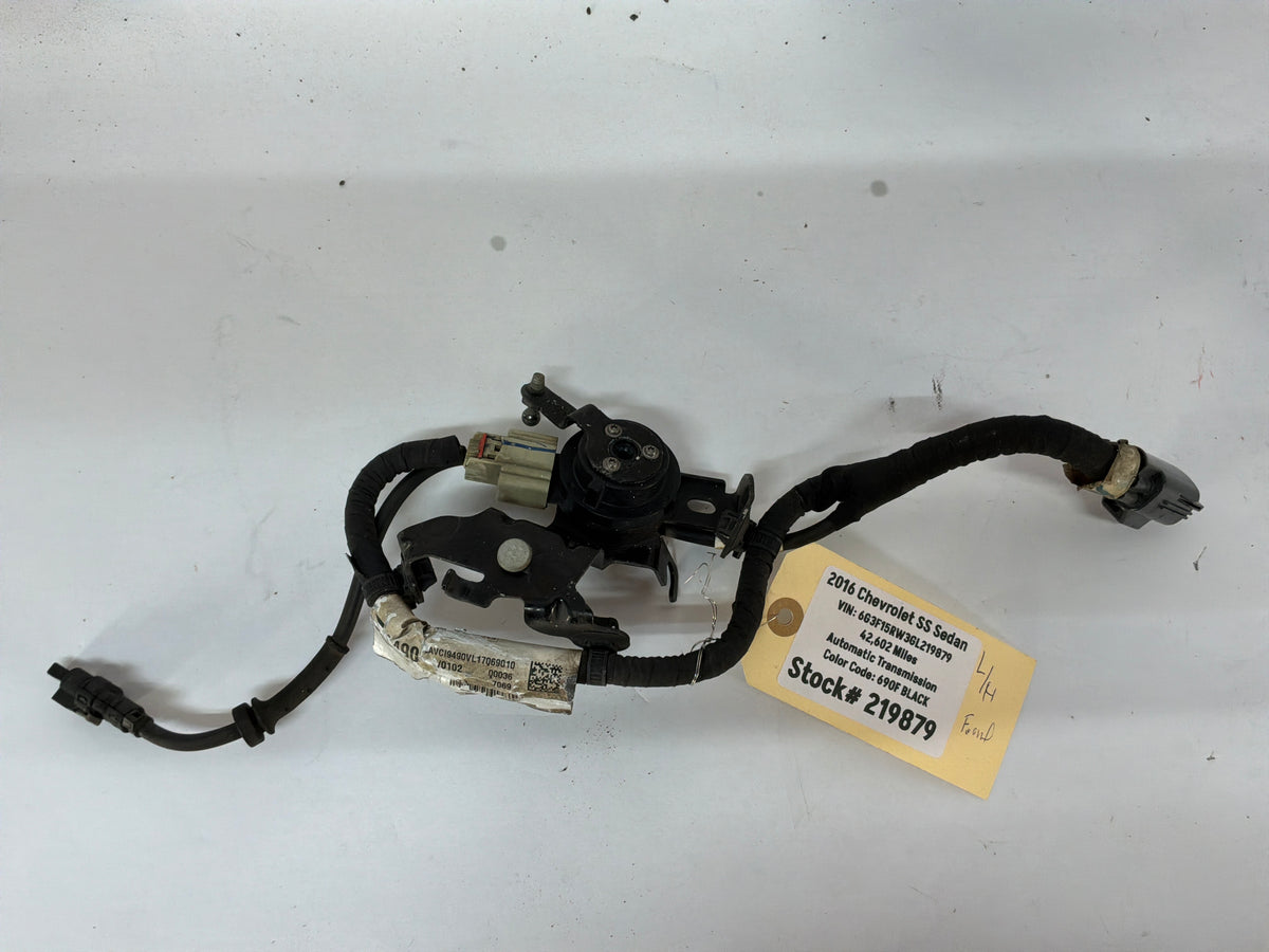 2016 Chevy SS Sedan RH & LH Front Suspension Head Lamp Ride Control Height Sensors OEM