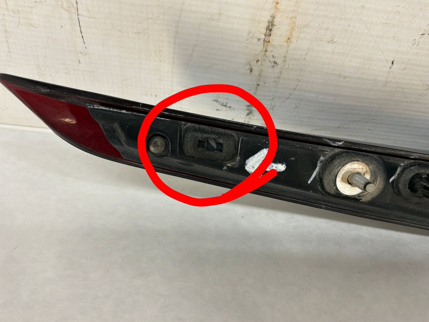 2010 Cadillac CTS-V Sedan Trunk Deck Lid 3rd Third High Mount Brake Tail Light Lamp OEM - Day's Parts Yard