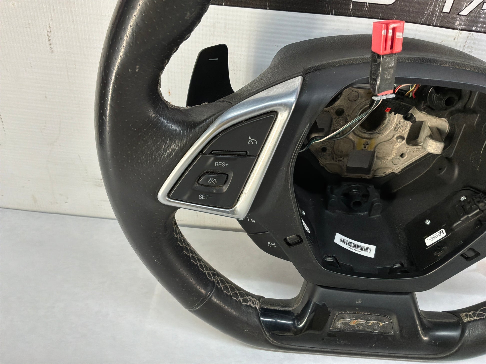Steering wheel - Day's Parts Yard