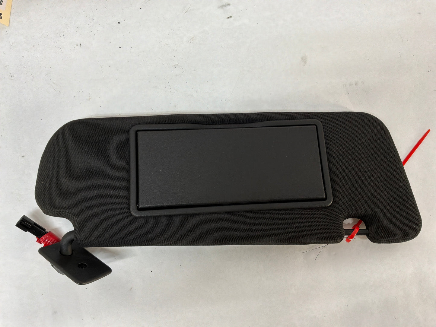 2008 Pontiac G8 Base RH & LH Sunvisor Sun Visor Shade OEM