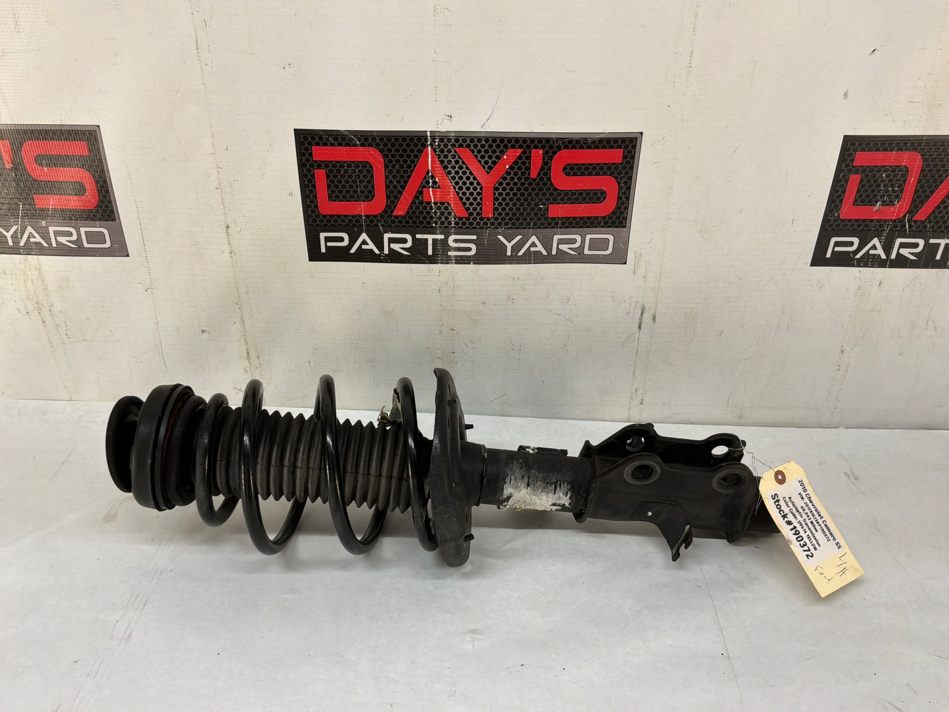 Front lh strut - Day's Parts Yard