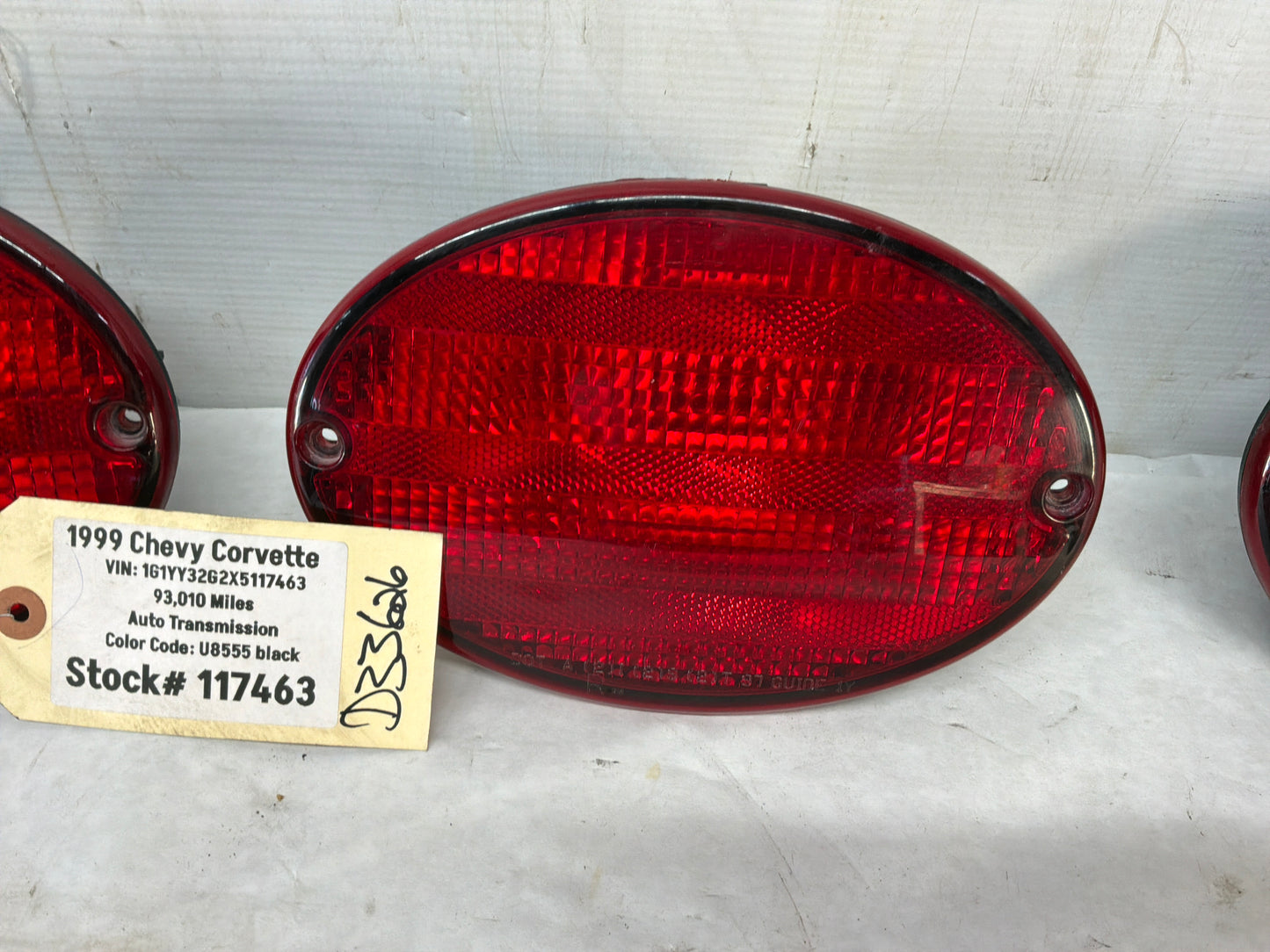 Inner and outer brake lights - Day's Parts Yard