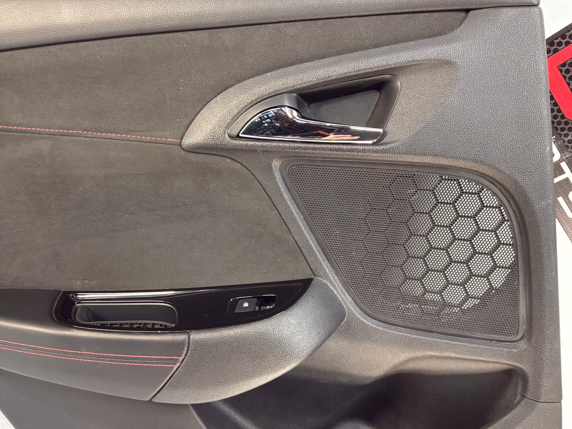 Lh rear door panel - Day's Parts Yard