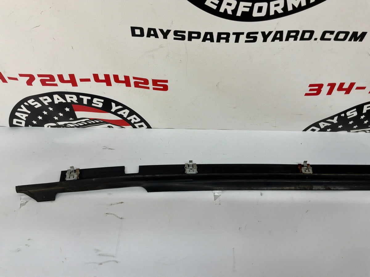 2002 Chevy Camaro Z28 RH Passenger Door Window Belt Molding Trim OEM