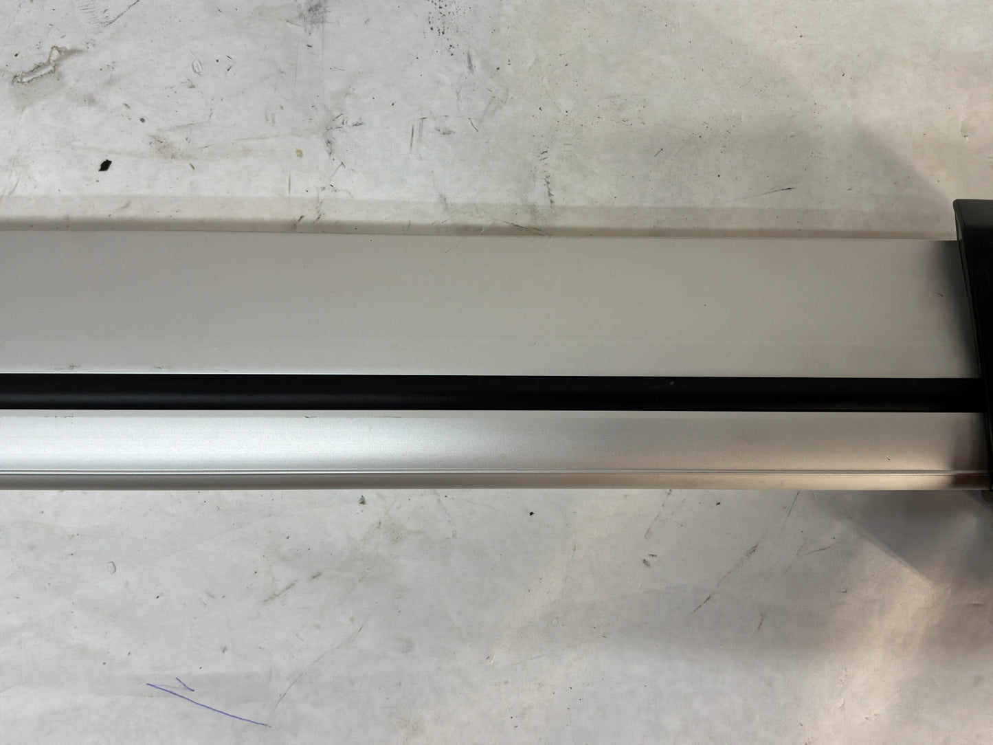 2008-09 Pontiac G8 GT 2014-17 Chevy SS Sedan Holden Roof Cross Rail Rack OEM