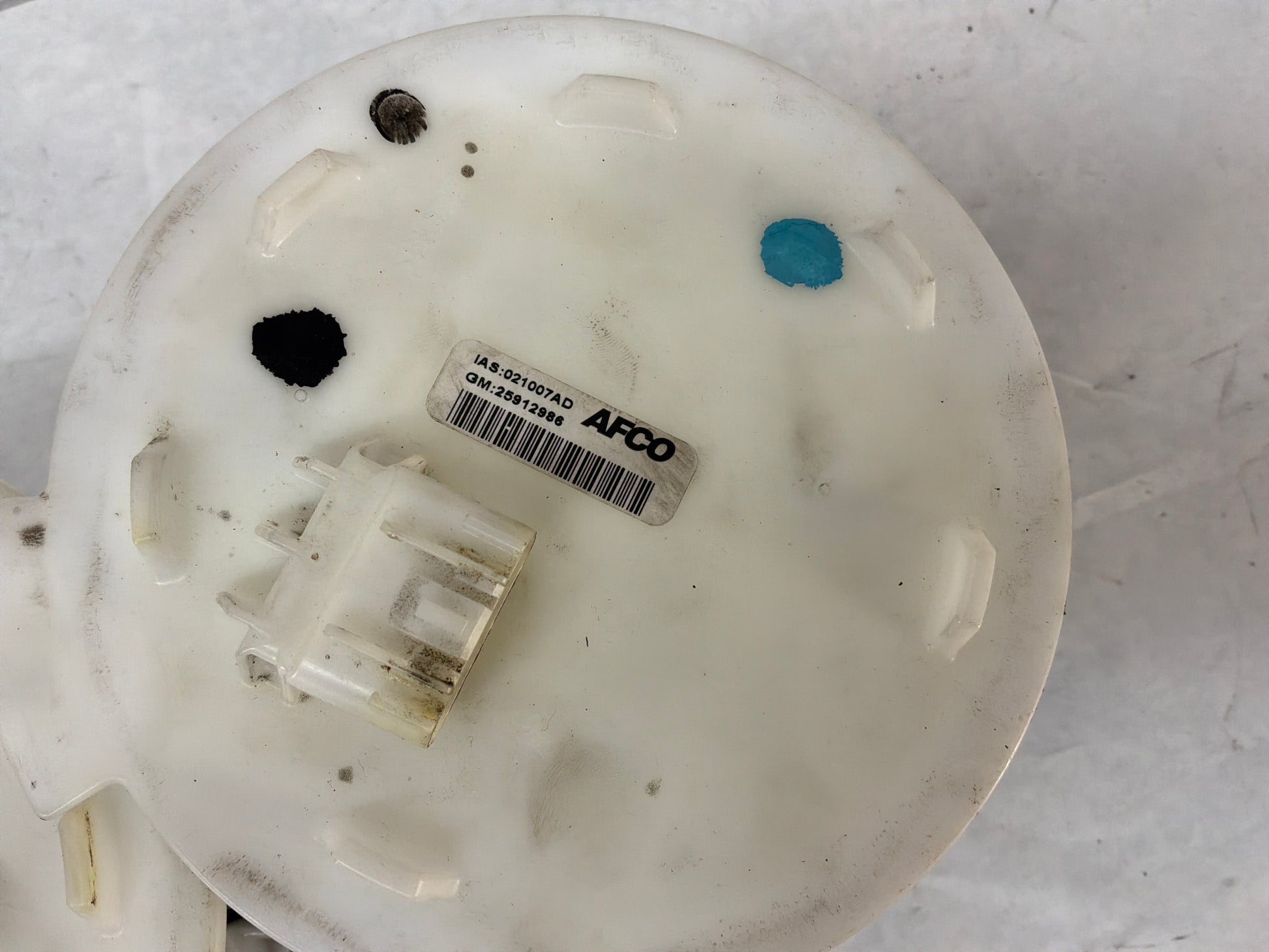 Fuel pump and level - Day's Parts Yard