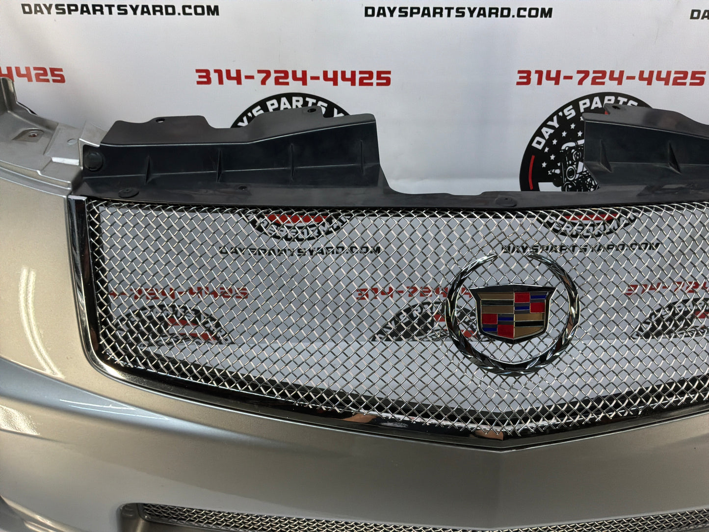 2006 Cadillac CTS-V Complete Front Bumper Cover Fascia Assembly OEM