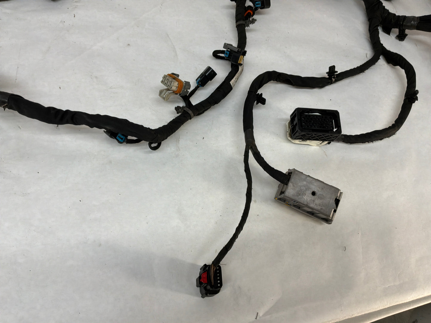 Engine harness - Day's Parts Yard