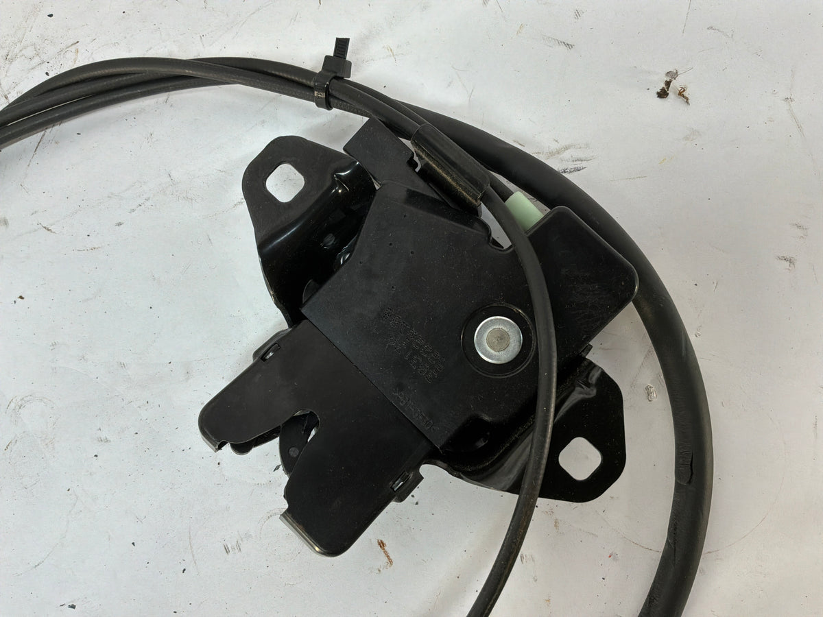 2014 Chevy SS Sedan Trunk Deck Lid Latch Actuator w/ Cable OEM