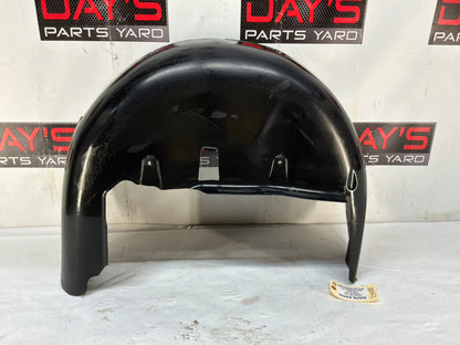 Rh wheel liner - Day's Parts Yard