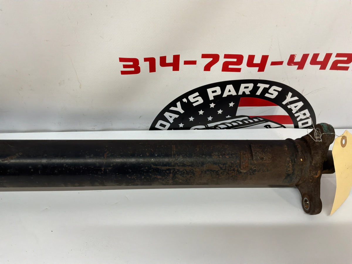 2006 Pontiac GTO Drive Propeller Shaft Driveshaft OEM