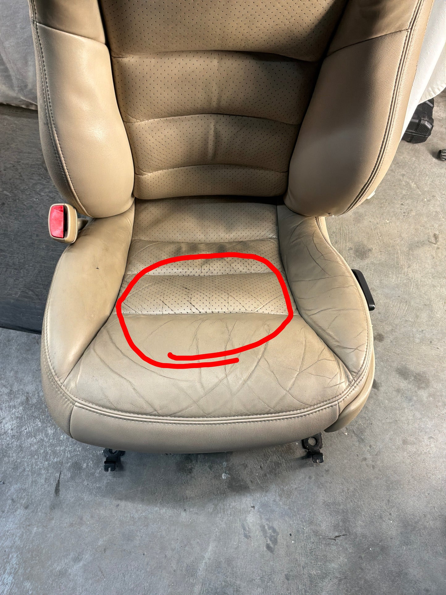 Seats - Day's Parts Yard