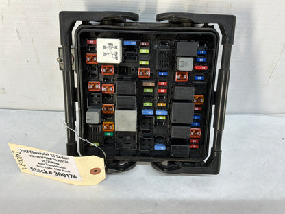 2017 Chevy SS Sedan Engine Bay Fuse Relay Wiring Wire Harness Junction Box Block OEM