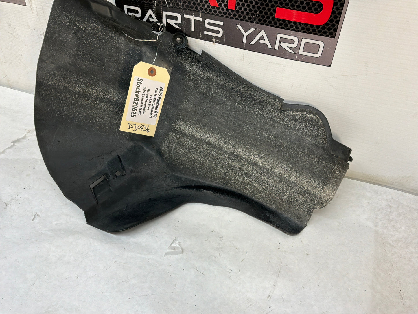 Lh wheel liner - Day's Parts Yard