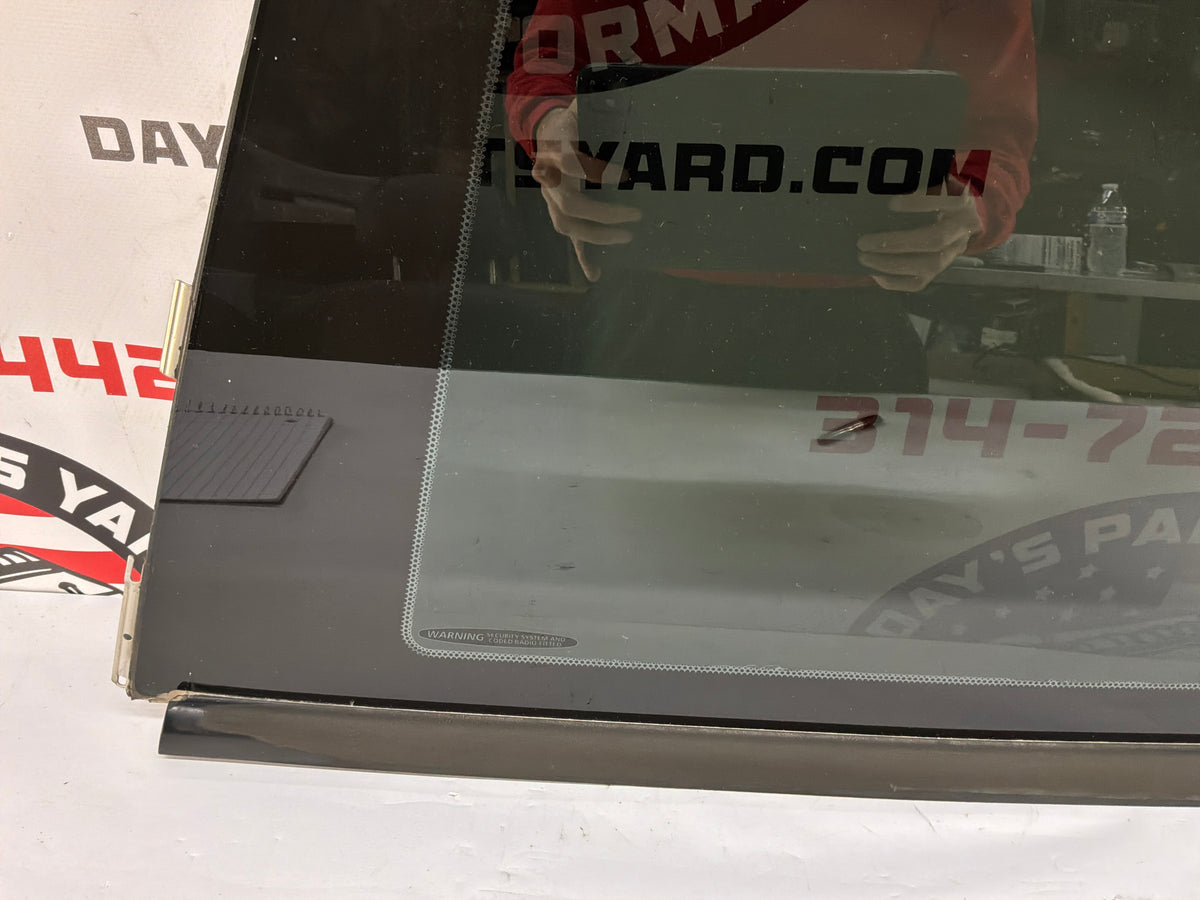 2006 Pontiac GTO LH Driver Rear Quarter Window Glass OEM