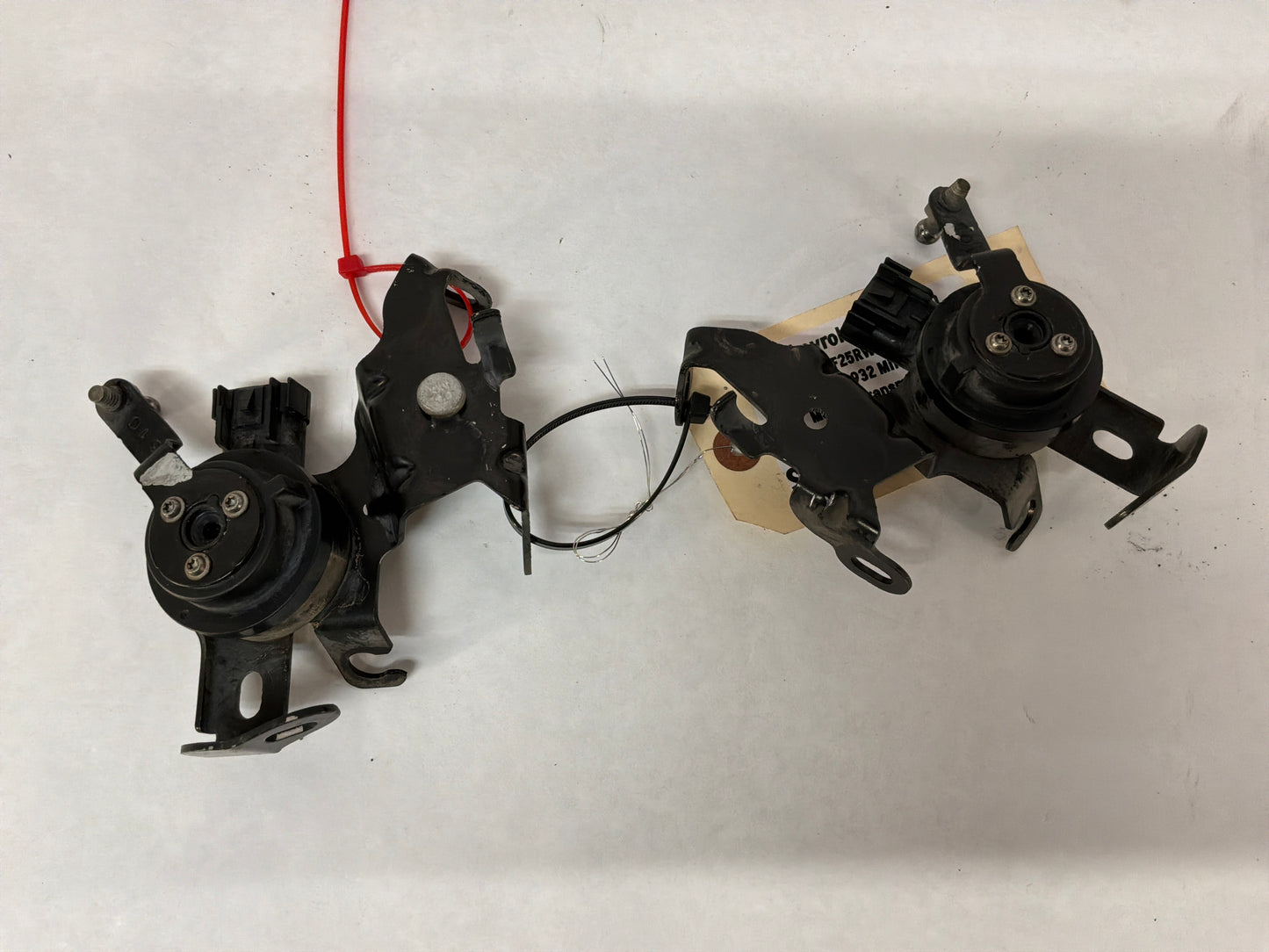 2017 Chevy SS Sedan Front RH & LH Suspension Ride Height Control Sensors OEM