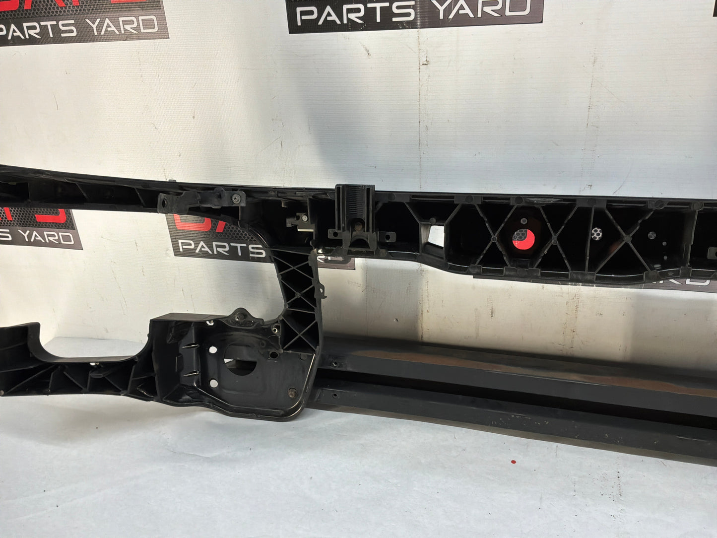 2008 Pontiac G8 GT Radiator Core Support Bracket OEM