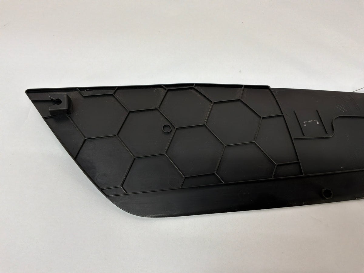 THIS GOES WITH A CONSOLE Console trim - Day's Parts Yard