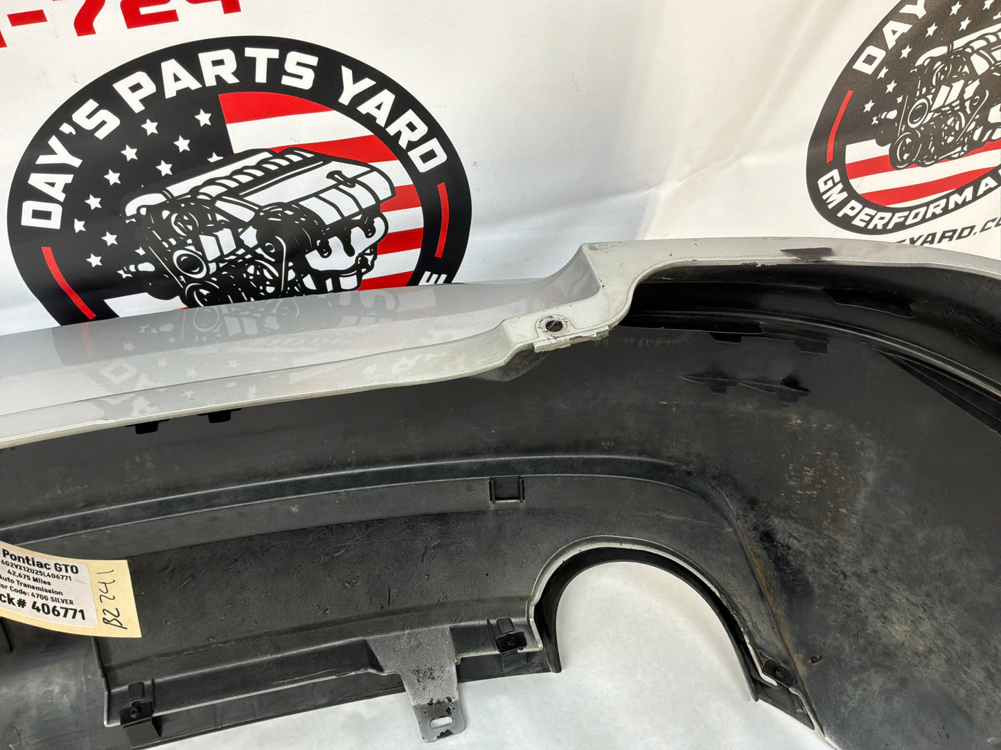 2005 Pontiac GTO Rear Bumper Cover w/ Lower Insert Valance Diffuser Panel Silver OEM
