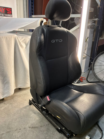 2004 Pontiac GTO Seats Fronts and Rears Black Leather OEM