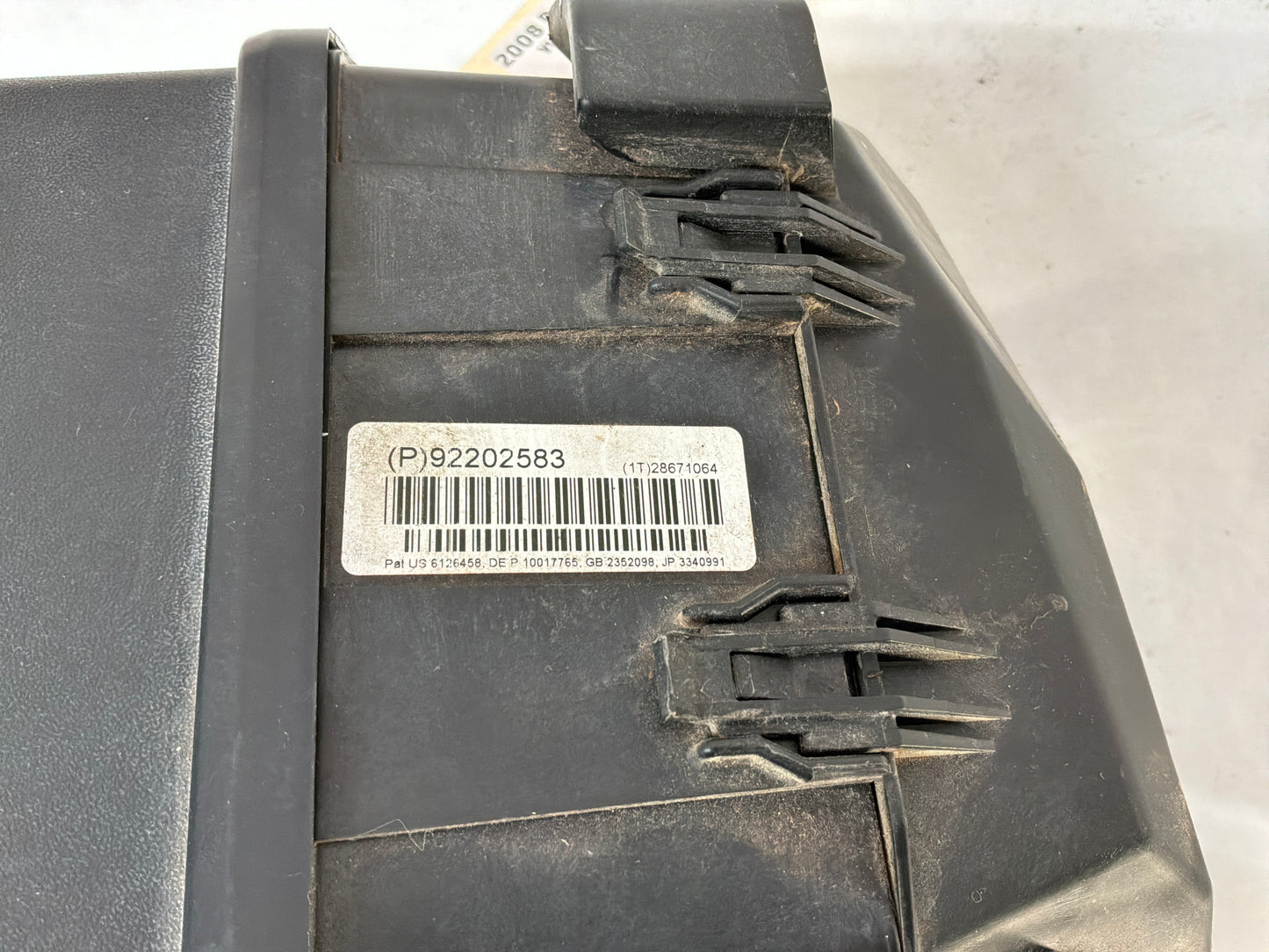 2008 Pontiac G8 Base Fuse Box w/ Lid Cover OEM
